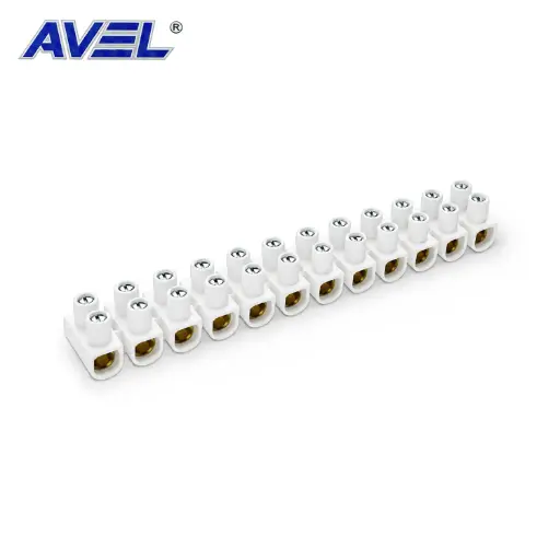 DOMINO (S) AVEL